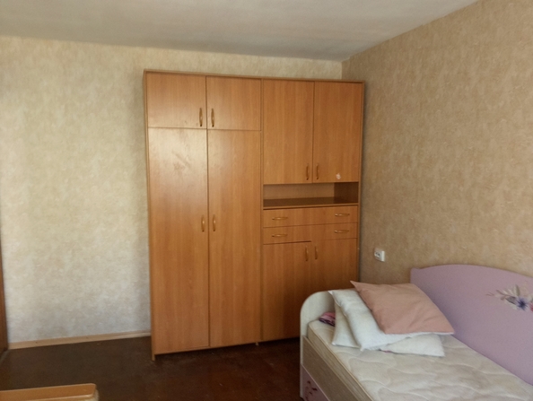 
  Сдам в аренду 2-комнатную квартиру, 60 м², Красноярск

. Фото 6.