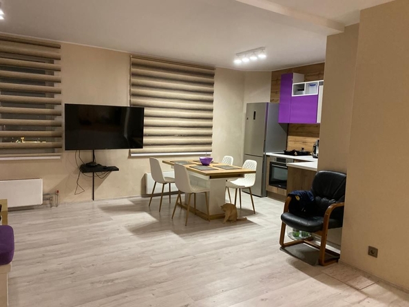 
   Продам 2-комнатную, 60 м², 9 Мая ул, 83

. Фото 6.