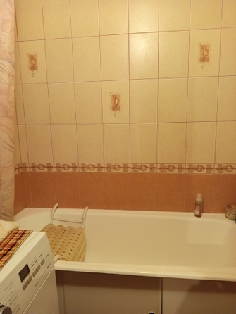
   Продам 3-комнатную, 66 м², Малиновского ул, 27

. Фото 5.