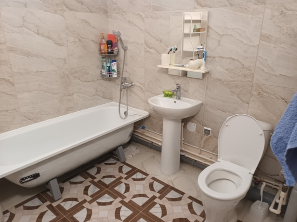 
   Продам 4-комнатную, 132.4 м², Воронова ул, 14и

. Фото 13.