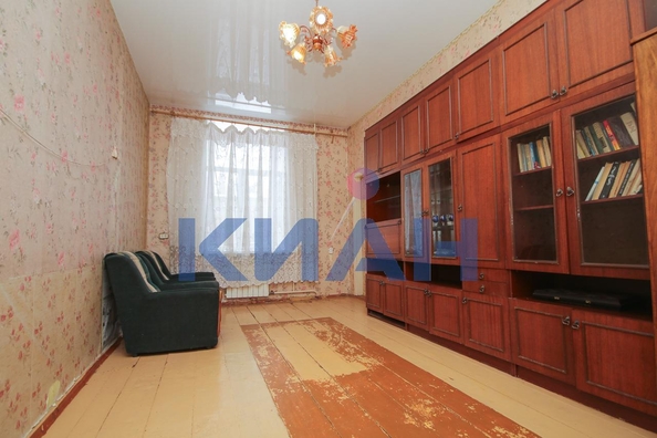 
   Продам 2-комнатную, 79.1 м², Малиновского ул, 8

. Фото 7.
