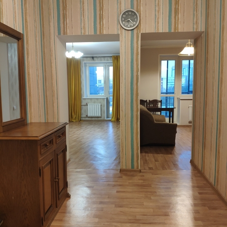 
  Сдам в аренду 1-комнатную квартиру, 54 м², Красноярск

. Фото 10.