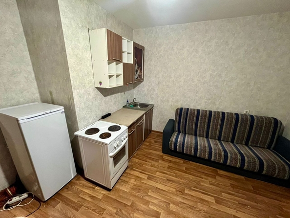 
  Сдам в аренду студию, 26 м², Красноярск

. Фото 1.