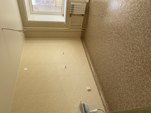 
   Продам 2-комнатную, 58.5 м², Шахтеров ул, 8

. Фото 8.