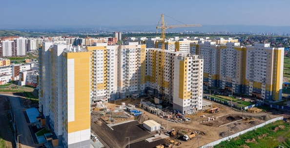 
   Продам студию, 75.82 м², Нанжуль-Солнечный, дом 13а

. Фото 1.