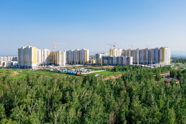 
   Продам студию, 112.01 м², Нанжуль-Солнечный, дом 13а

. Фото 4.