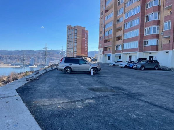 
  Продам 2-комн. квартиру, 70 м², ЖК Эдельвейс, дом 3 очередь 6
. Фото 1.