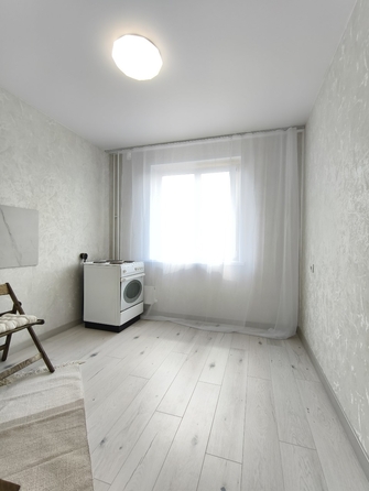 
  Продается 1-комн. квартира, 32 м², Батурина ул
. Фото 6.