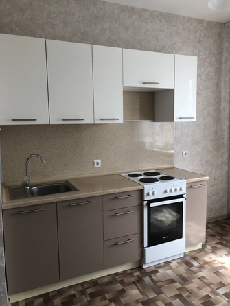 
  Сдам 1-комн. квартиру, 47.6 м², Республики ул, д. 33а
. Фото 2.