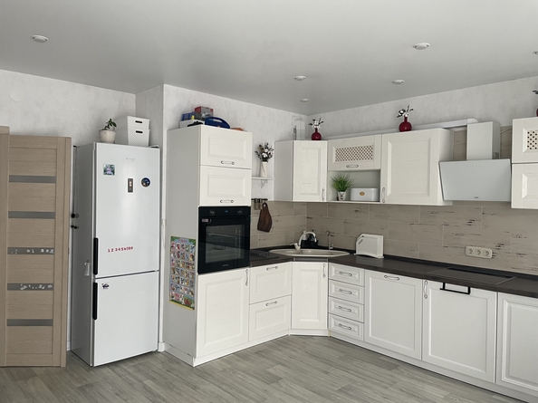 
  Продам 2-комн. квартиру, 49.63 м², Кедровая ул, д. 5а
. Фото 2.