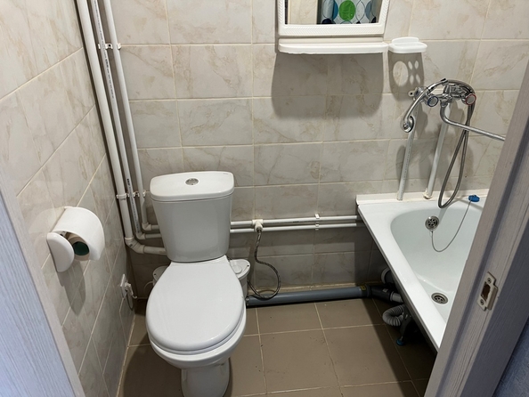 
  Продам комната, 12.7 м², 60 лет Октября ул, д. 145
. Фото 10.