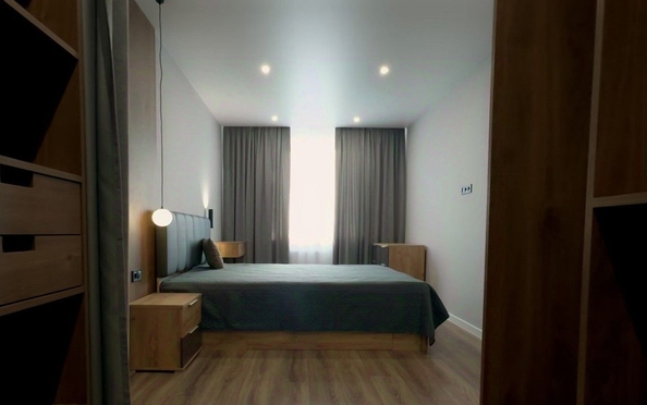 
  Сдам 1-комн. квартиру, 41 м², Декабристов ул, д. 1г
. Фото 3.