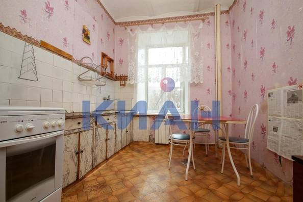 
  Продам 3-комн. квартиру, 80 м², Малиновского ул, д. 8
. Фото 4.