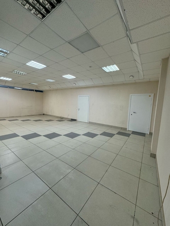 
  Сдается универсальное помещение, 210 м², Молокова ул
. Фото 2.