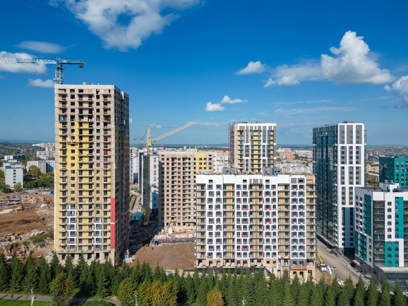 
  Продам 2-комн. квартиру, 50 м², ЖК Univers (Универс), 3 квартал
. Фото 1.