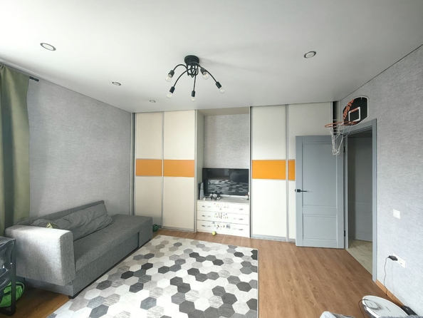 
  Продам 2-комн. квартиру, 77 м², Судостроительная ул, д. 86
. Фото 2.