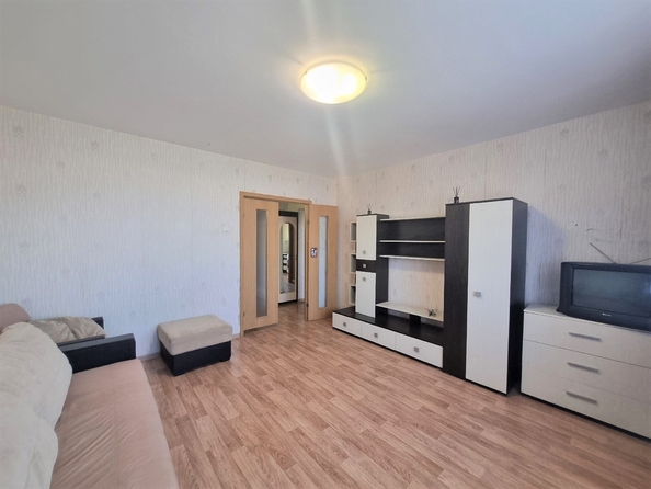 
  Сдам 1-комн. квартиру, 41 м², Линейная ул, д. 109
. Фото 5.