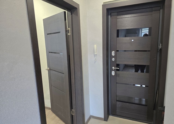 
  Продам 2-комн. квартиру, 43 м², Киренского ул, д. 122
. Фото 9.