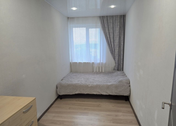
  Продам 2-комн. квартиру, 43 м², Киренского ул, д. 122
. Фото 10.
