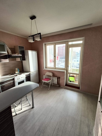 
  Сдается 1-комн. квартира, 38 м², Батурина ул
. Фото 2.