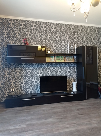 
  Сдам 1-комн. квартиру, 37.4 м², Киренского ул, д. 24
. Фото 2.