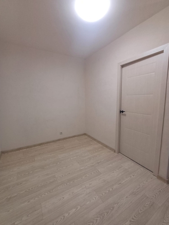 
  Продам 1-комн. квартиру, 42 м², Алексеева ул, д. 27
. Фото 4.