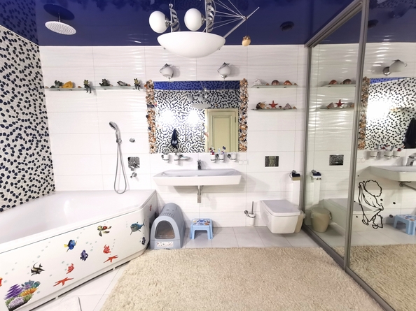 
  Продам 3-комн. квартиру, 126.4 м², Авиаторов ул, д. 39
. Фото 17.