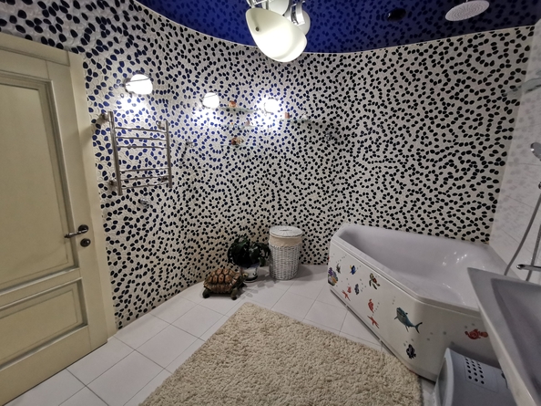 
  Продам 3-комн. квартиру, 126.4 м², Авиаторов ул, д. 39
. Фото 18.