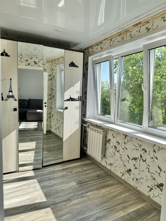 
  Продам 4-комн. квартиру, 62 м², Ульяновский пр-кт, д. 28
. Фото 5.