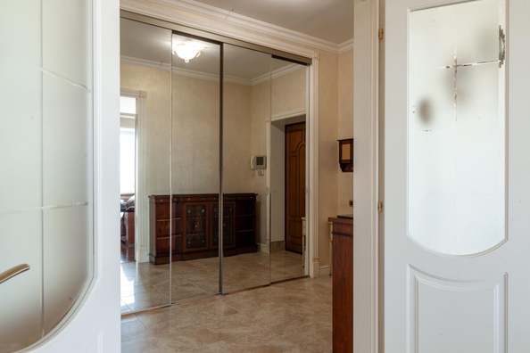 
  Продается 4-комн. квартира, 147 м², Менжинского ул, д. 10д
. Фото 22.