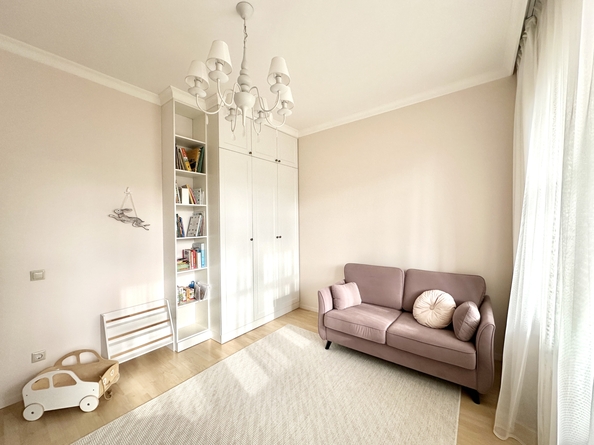 
  Продается 3-комн. квартира, 130 м², Киренского ул, д. 83
. Фото 15.