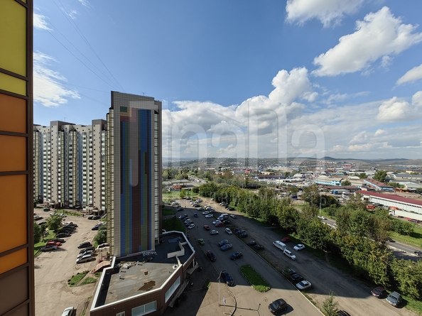 
  Продам 3-комн. квартиру, 70 м², Караульная ул, д. 40
. Фото 2.
