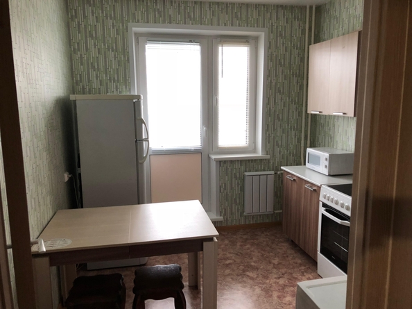 
  Сдается 1-комн. квартира, 45 м², Чернышевского ул, д. 122
. Фото 2.