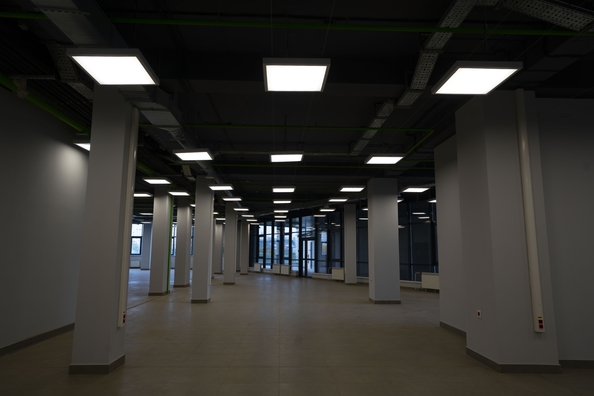 
  Сдается офис, 1500 м², ЖК Адмирал, дом 2
. Фото 5.