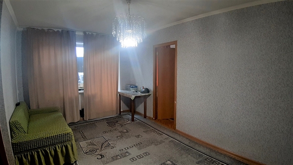 
  Продам 3-комн. квартиру, 56 м², Высотная ул, д. 27
. Фото 5.