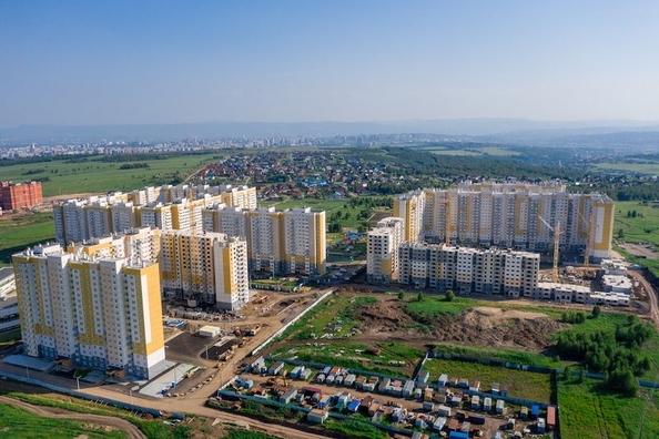 
  Продается 3-комн. квартира, 70.24 м², ЖК Нанжуль-Солнечный, дом 13
. Фото 3.