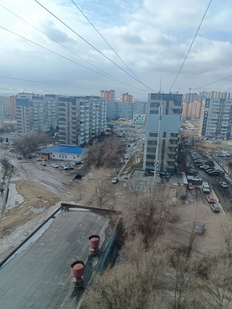 
  Продам 4-комн. квартиру 82.7 м². Фото 4.