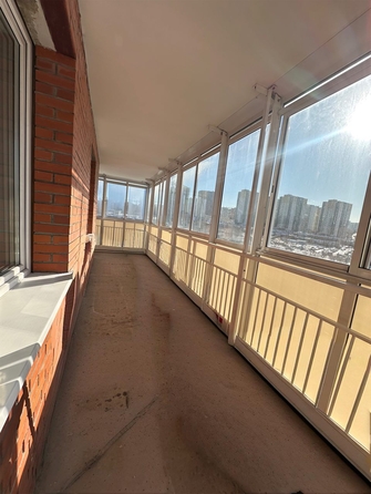 
  Продам 3-комн. квартиру 76.9 м², в ЖК Безоблачный, дом 2. Фото 7.