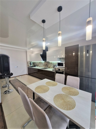 
  Продам 3-комн. квартиру 142 м². Фото 4.