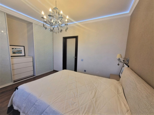 
  Продам 3-комн. квартиру 142 м². Фото 16.
