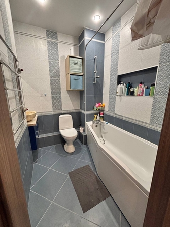
  Продам 2-комн. квартиру 46.7 м², в ЖК Белые Росы, дом 21. Фото 7.