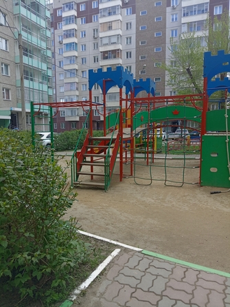 
  Продам 3-комн. квартиру 79 м². Фото 1.