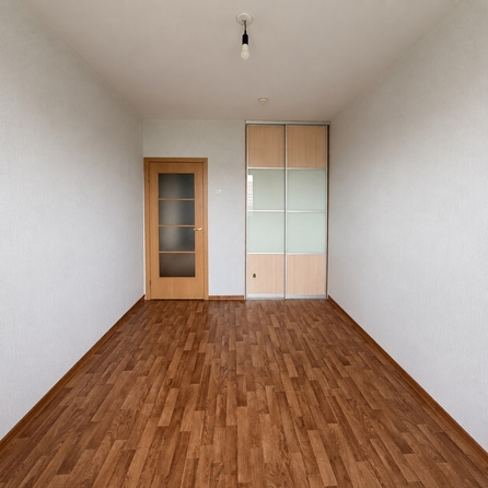 
  Продам 1-комн. квартиру 32 м², в ЖК Зеленый городок, дом 10. Фото 2.