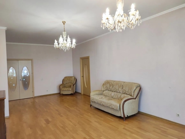 
  Продам 2-комн. квартиру 97.6 м². Фото 5.