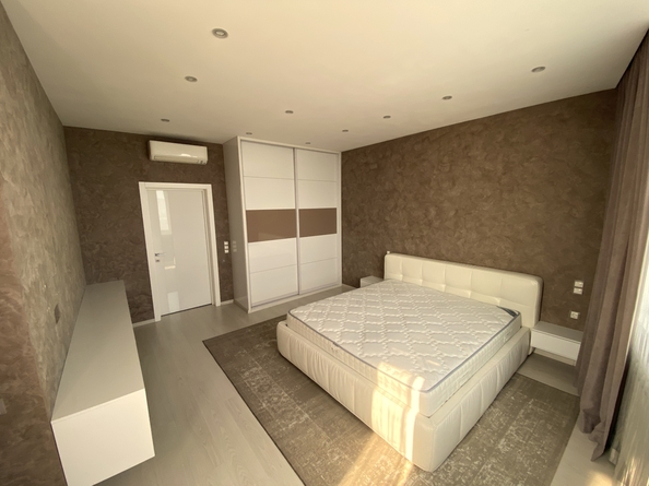 
  Продам 4-комн. квартиру 146 м². Фото 16.
