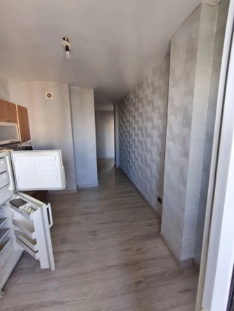 
  Продам 3-комн. квартиру 91.8 м², в ЖК Покровский, 7 мкр дом 10. Фото 4.
