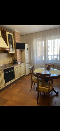 
  Сдам 2-комн. квартиру 70 м². Фото 1.