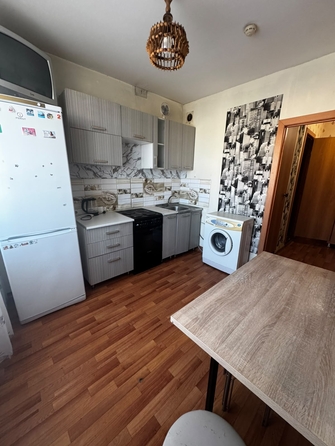 
  Сдам 1-комн. квартиру 32 м². Фото 1.
