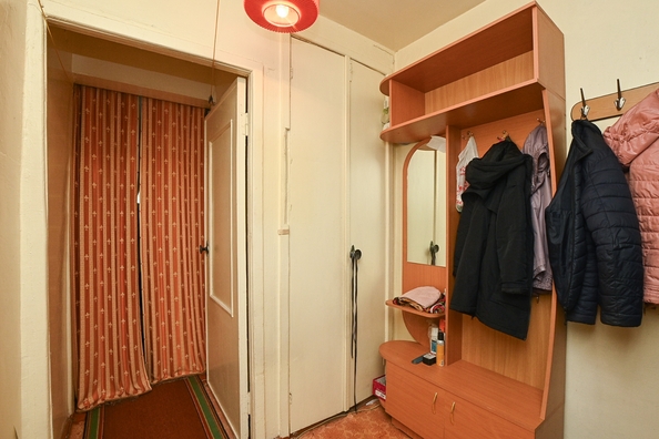 
  Продам 4-комн. квартиру 60.2 м². Фото 18.