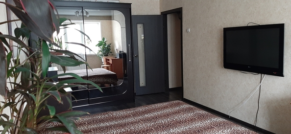 
  Продам 2-комн. квартиру 42.4 м². Фото 2.